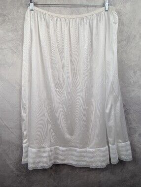 Vintage White Nylon Lace Hem Half Slip Skirt Petticoat Size 4X Plus Size USA